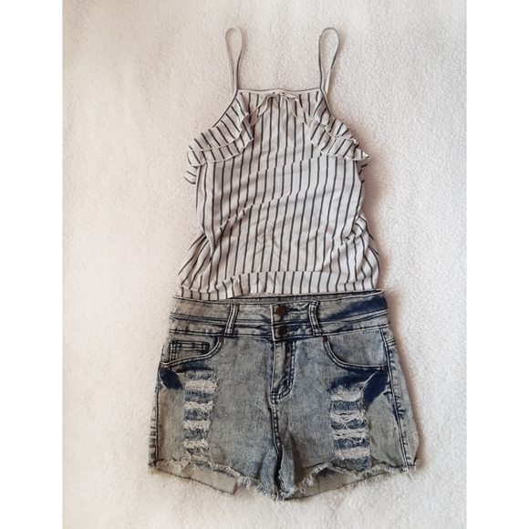 Pinstripe tank top - Picture 4 of 4